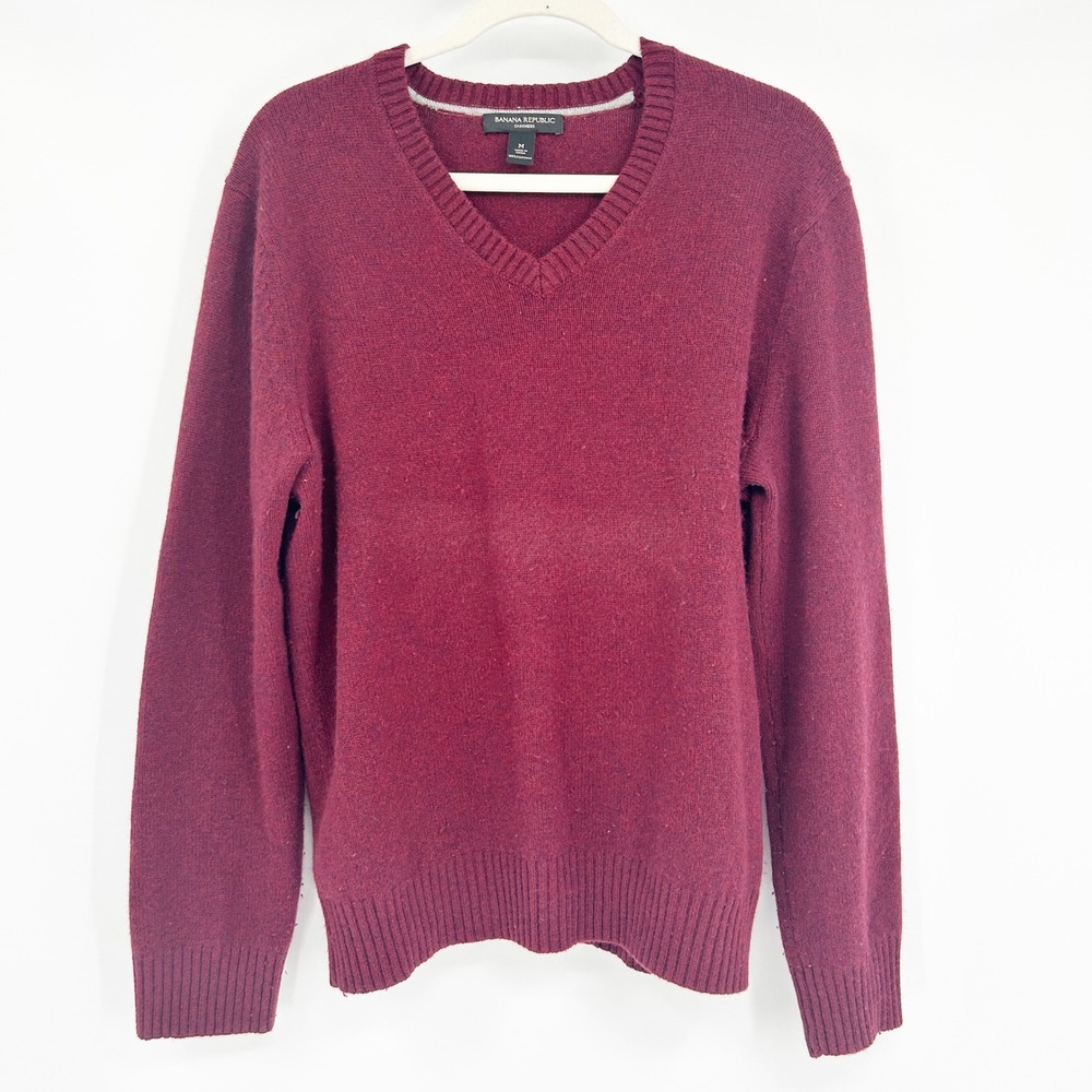 Banana Republic Mens Cozy 100% Cashmere V Neck Pullover Sweater Size M Burgundy‎